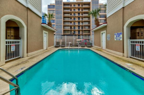 Huge four bedrooms three baths private garage and pool